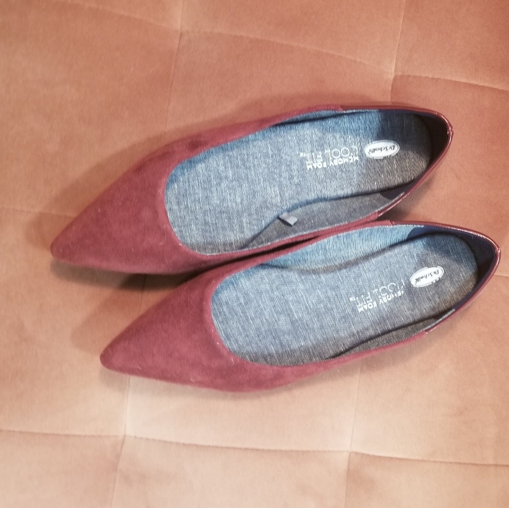 Maroon Dr Scholl's memory foam flats, 8.5